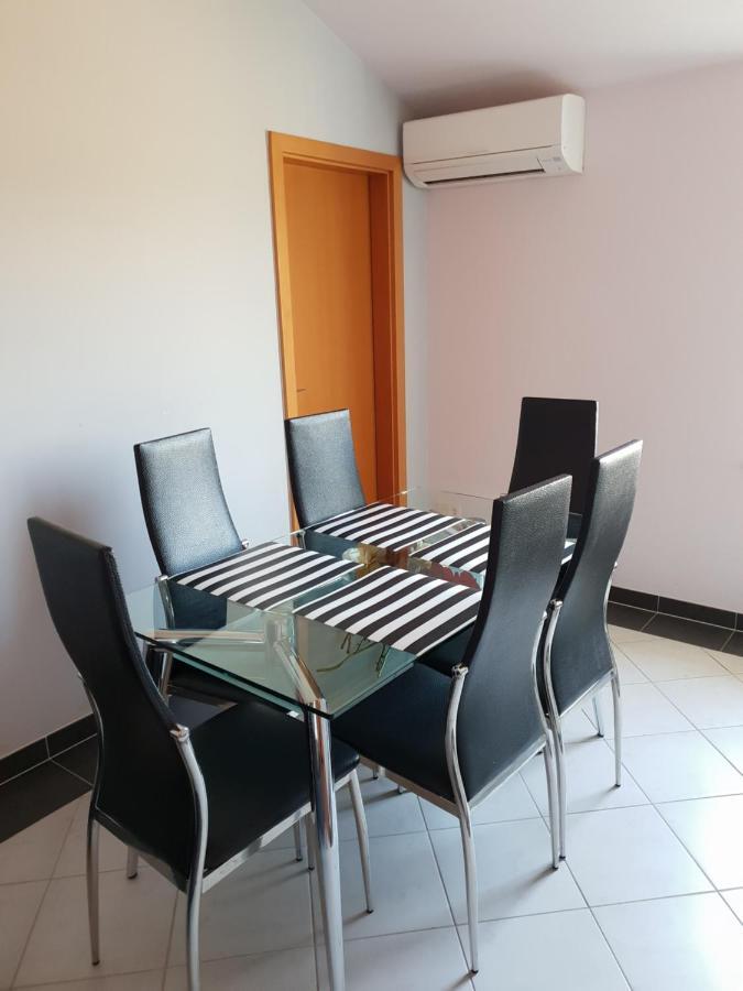 Apartments Natasa Murage Exterior photo